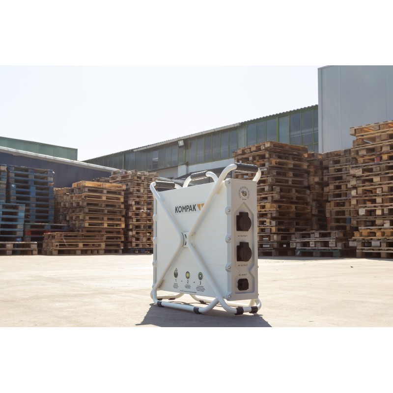 KPG3600 Estación de energía portátil KOMPAK 3600W